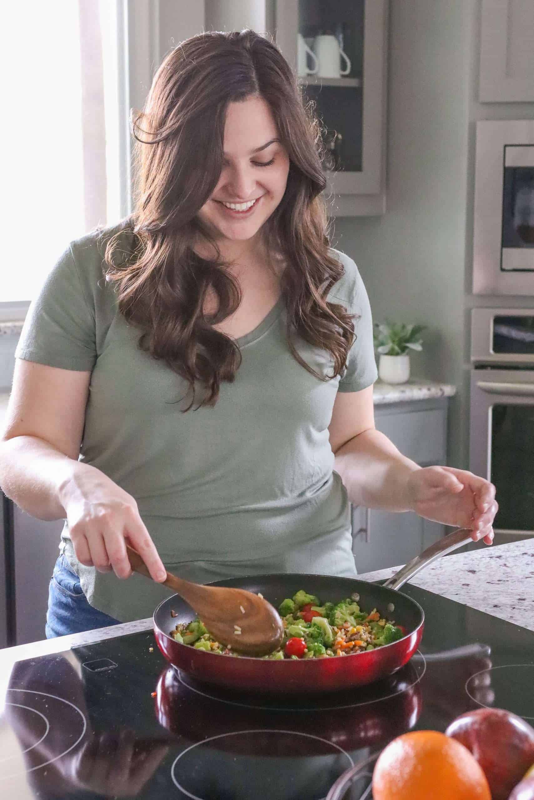 About Me - Megan vs Kitchen