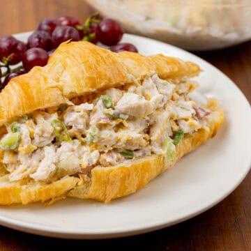 bacon ranch chicken salad sandwich