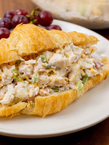 bacon ranch chicken salad sandwich