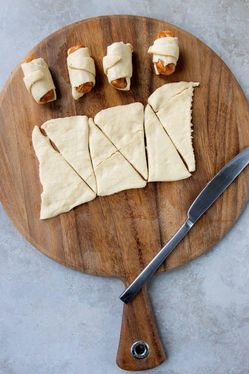 How to cut crescent rolls