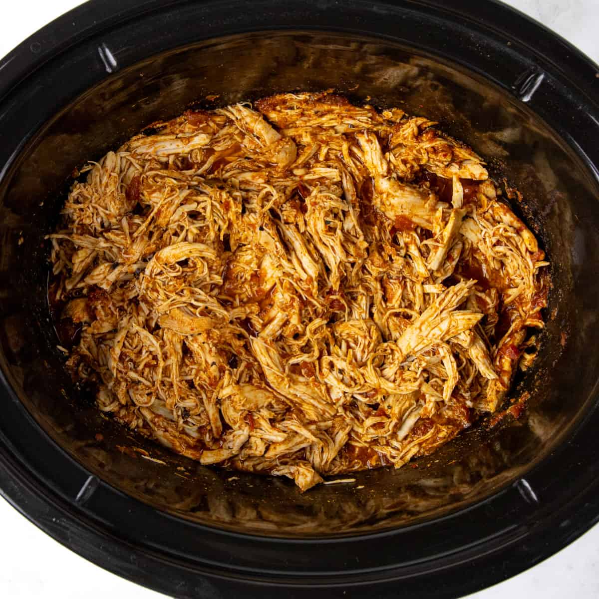 Shredded chicken in slow cooker