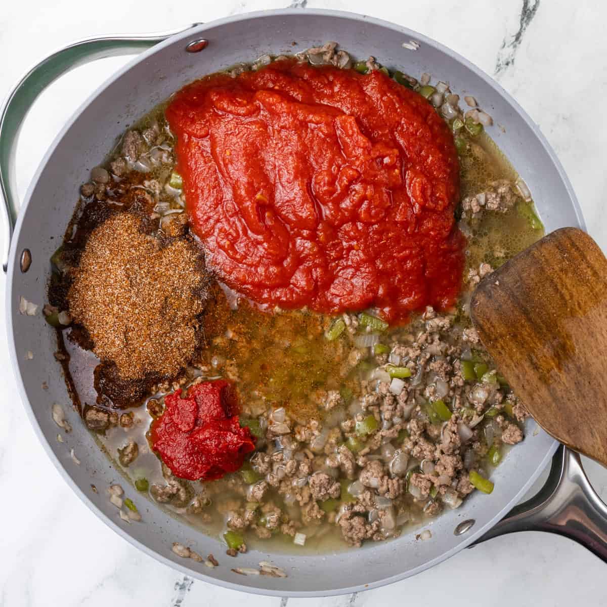 spices and seasoning mixture One-Pot Chili Mac and Cheese