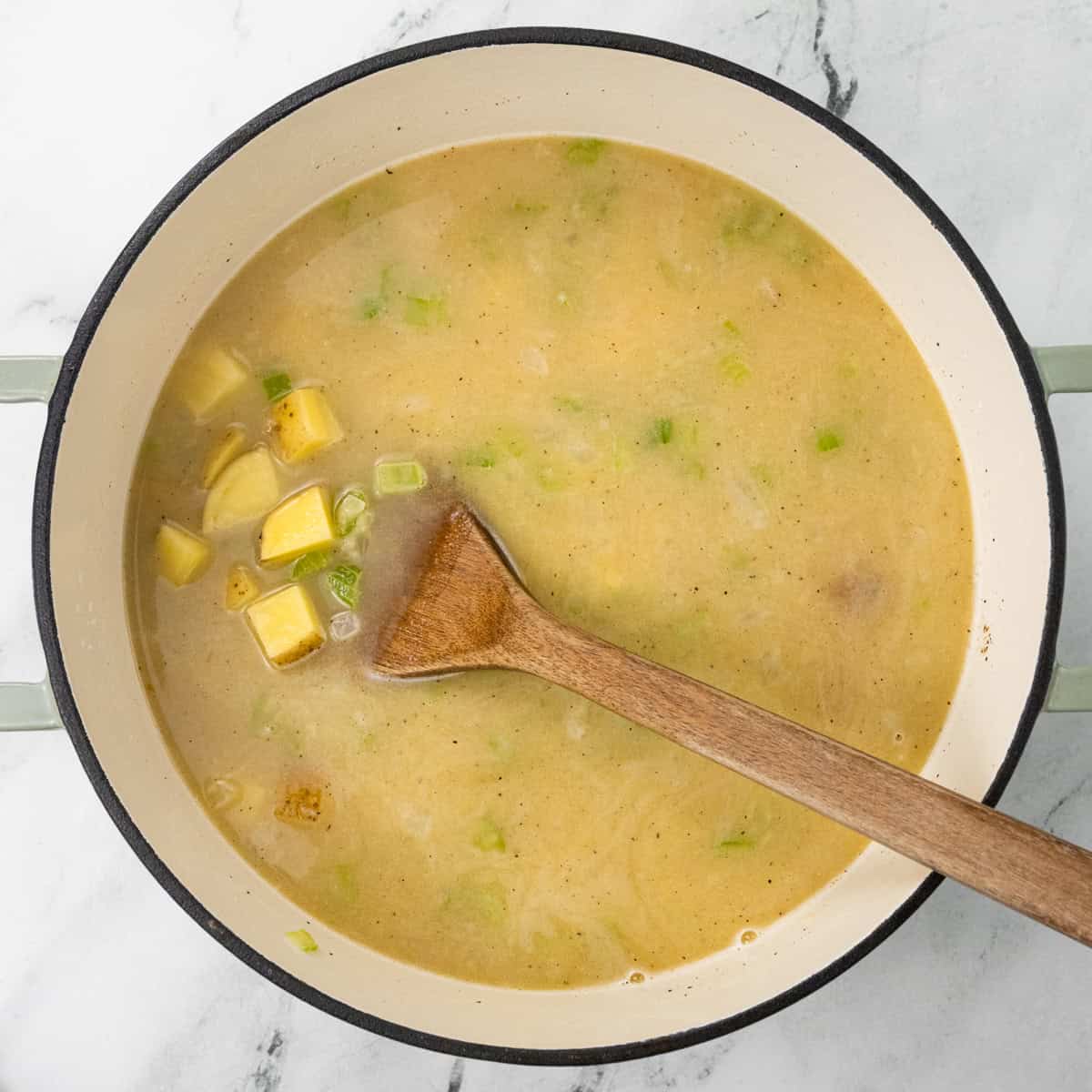 Chicken Pot Pie Soup