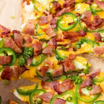 Jalapeño Bacon Flatbread Pizza Slices