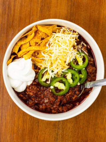 chili con carne with toppings in a bowl