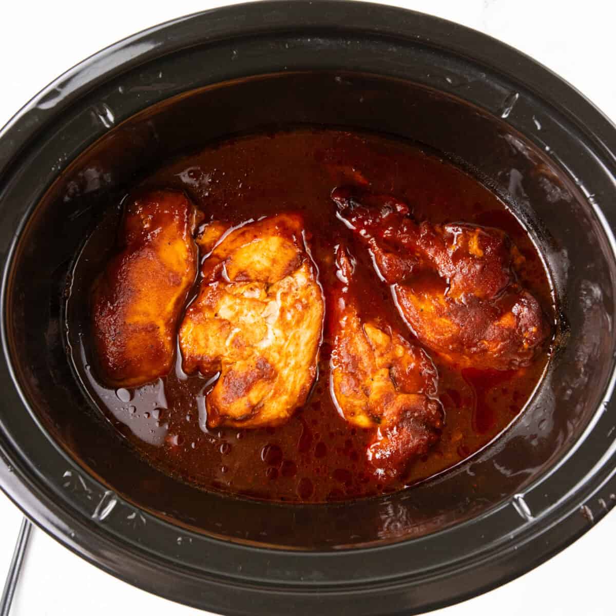 cooked bbq chicken in crockpot for Slow Cooker BBQ Chicken recipe
